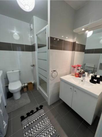 Appartement A 5 Min De Disney Proche Paris Chanteloup-en-Brie Exteriör bild